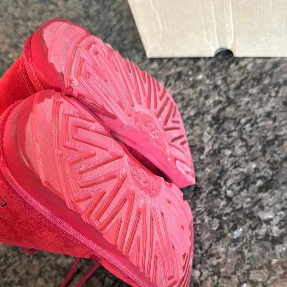 UGG Red Suede lace Booties 5 EUC